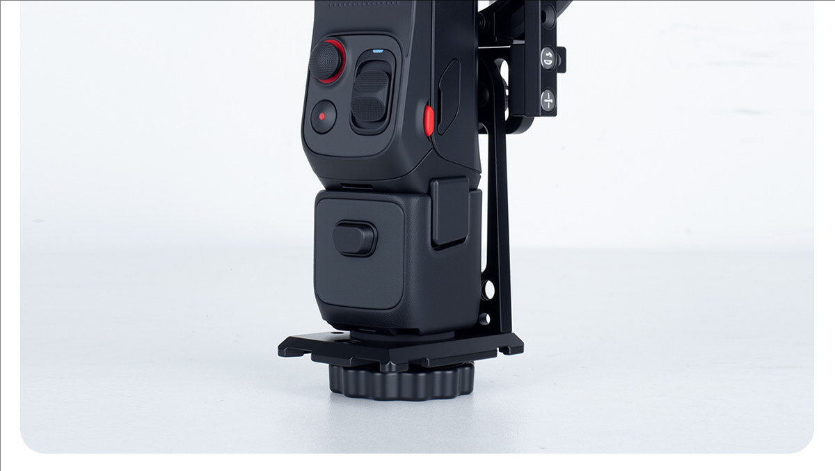 Luna Ultra Air-cooled Radiator - огляд і ціна Insta360 Camera Go 3